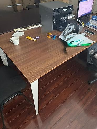 ofis mebelleri: Ofis mebel dəsti Tərkib: - L formalı iş masası: taxta teksturalı üst — 8