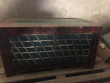 Antik üslubda taxta sandıq/kəllə - Material: möhkəm taxta gövdə