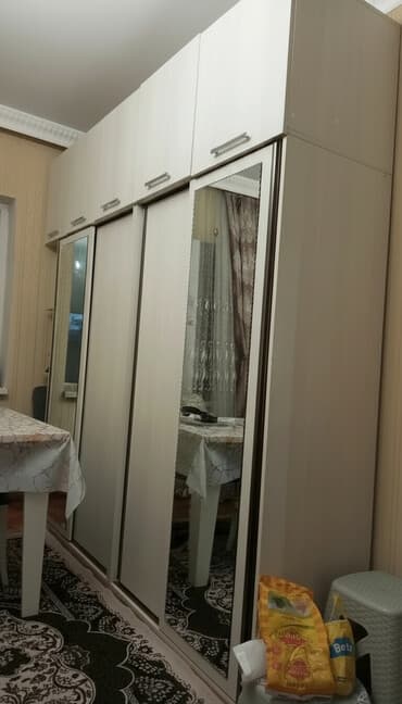 Kupe, 4 qapılı Düz dolab, Qarderob, paltar dolabı