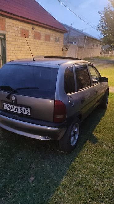 diski 15: Opel Zafira A (gümüşü rəng, 7 yerlik miniven) Xüsusiyyətlər: - — 6