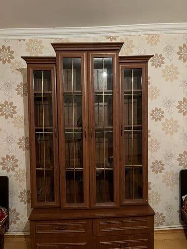 ikinci əl vitrinlər: Şüşəli dolab vitrini, İşlənmiş, Ünvandan götürmə — 3