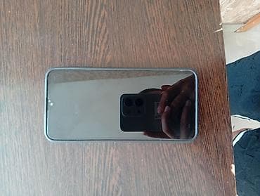 Məhsul: Smartfon - Geniş ekranlı, damla tipli ön kamera çıxıntısına