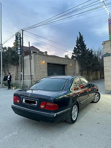 oblisovka qiymeti: Mercedes-Benz E-Class: 2.4 l | 1997 il Sedan — 3