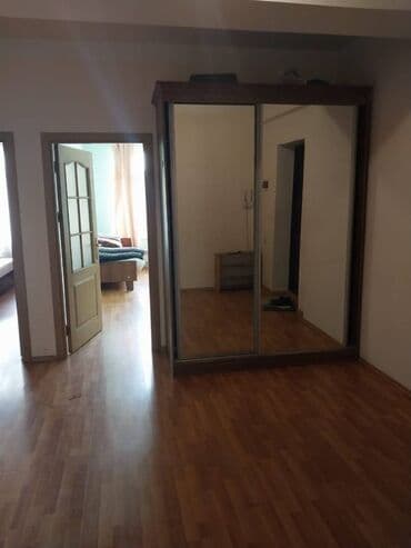 baki kiraye menzil: Nərimanov metrosunun çixisinda yerləşən 5 mərtəbəli binanın 2-ci — 8