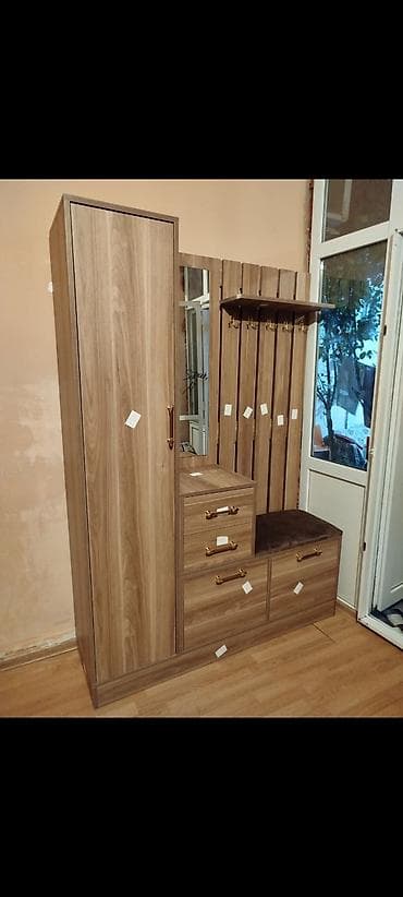 gencede qapi: Dəhliz üçün çoxfunksiyalı asılqanlı dolab dəsti - Material: ağac — 1