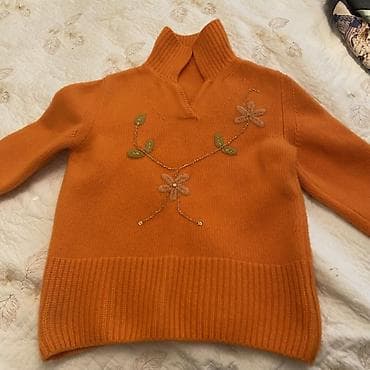 Koftalar, sviterlər: Trikotaj sviter - Rəng: parlaq narıncı - Model: yarımboğaz, V-kəsimli — 2