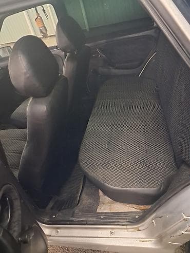reno masin: Lada Samara sedan (VAZ 2115) – gümüşü rəng, 4 qapı, önlü-arxalı — 8