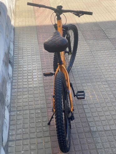cube velosiped: Trek velosipedi Trek, 28", sürətlərin sayı: 22 — 4