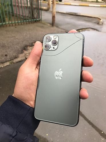 211 nomre satisi: IPhone 11 Pro Max, Matte Midnight Green — 1