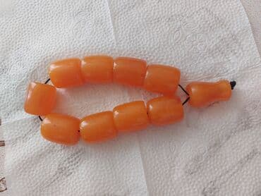 xari bulbul klonu: Kəhraba təsbehi — 3