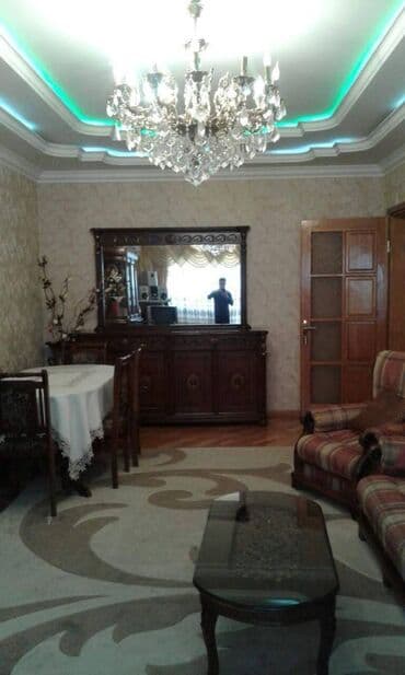 28 may metrosuna yaxin teze bazara yaxin 17 mertebeli binanın 15-ci