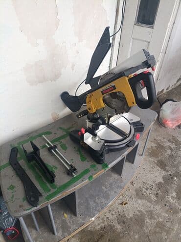 Divar kağızları, oboy: Künc kəsən mişar (elektrikli) Məhsul təsviri: - Alüminium gövdəli — 2