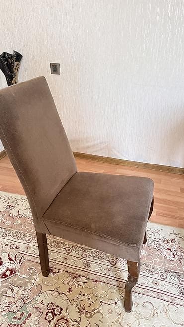 usdul usdol: Qonaq otağı üçün, İşlənmiş, Açılmayan, Kvadrat masa, 6 stul — 3