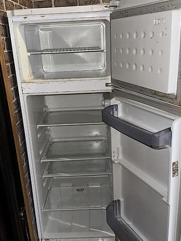 su soyudan: 2 qapılı Beko Soyuducu Satılır, rəng - Ağ — 2