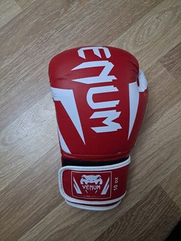 Maskalar, eynəklər: Məhsul: Venum boks əlcəyi - Brend: Venum - Çəki: 10 oz (əlcəyin — 4