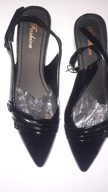 женские туфли с открытой пяткой: Qadın ayaqqabısı –qara və qırmızı rəng, parlaq lak örtüklü, sivri — 8
