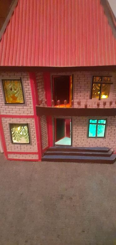 ev ucun dekorlar: Uşaq üçün iki mərtəbəli oyun evi (maket) - Material: bərk — 1