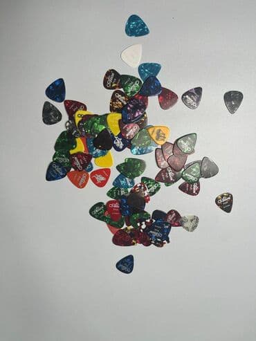 Musiqi alətləri üçün ləvazimatlar Simlərgitara simikabel,udarnik — 7