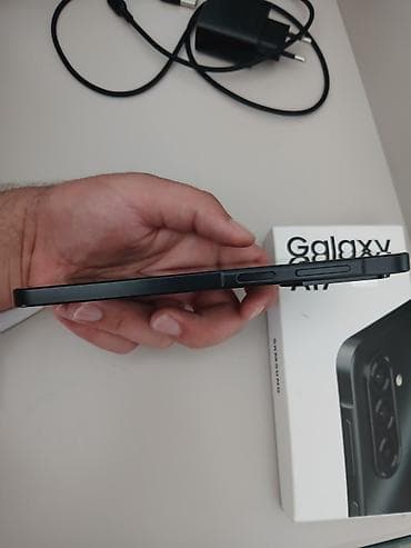 macbook pro 17: Samsung Galaxy A17, 128 ГБ, цвет - Черный — 3