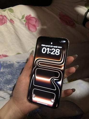 iphone 12 mini ekran: IPhone 13 Pro, Gümüşü, Face ID — 4