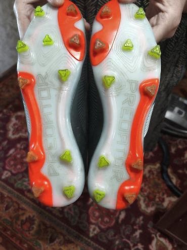 krosofka: Adidas Predator kramponları - Model: Adidas Predator (şüəli 12-li — 1