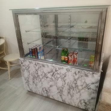 Şüşəli soyuducu vitrin - İstifadə sahəsi: kafe, restoran, şirniyyat