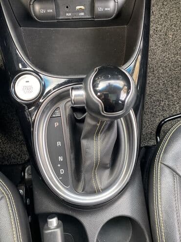 qadınlar ucun maşınlar: Hyundai : 1.6 l | 2016 il Hetçbek — 4