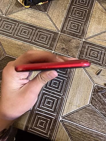 balaca dondurucu: IPhone 7 Plus, 128 GB, Qırmızı, Barmaq izi — 3