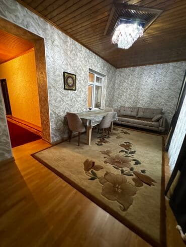 suraxanı qaraçuxur qəsəbəsində yusif eyvazov küçəsində satılıq həyət evlər: Suraxanı 4 otaqlı, 95 kv. m, Kredit yoxdur, Orta təmir — 8