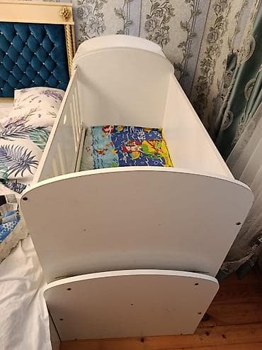 Ağ rəngli uşaq beşiyi - Material: laminat/MDF əsaslı, hamar və asan