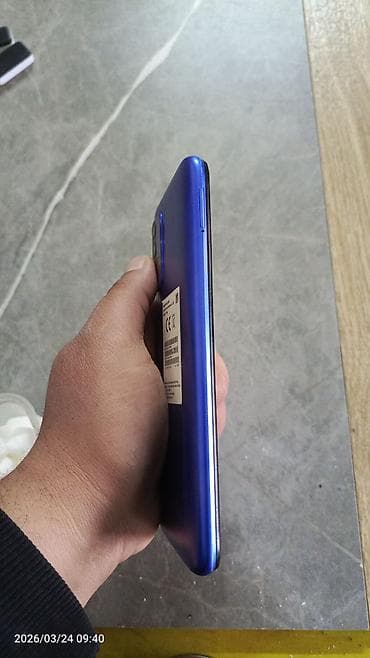 telegonlar: Xiaomi Redmi smartfon Model: M2010J19SG (arxa etiketdə göstərilir) — 3