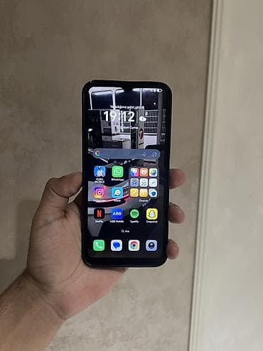 iphone 11 korpus: Honor X6a, 128 GB, Barmaq izi, Face ID — 1