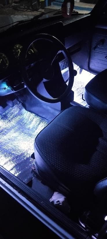 mercedes disk teker type 1 per page 40: AVTO: Lada 2107, ağ sedan Təsvir: - Klassik kuzov dizaynı, ağ rəng - — 7