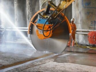 Комбинезоны: #Betonkesme #betondeşmə Beton kubik kərpic - dən kəsim deşim — 9