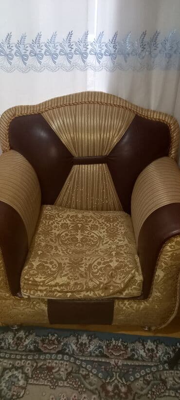 açılıb yığılan kreslo: Kreslo — 1