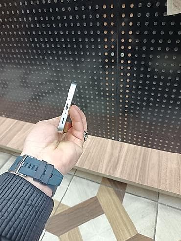 galaksi electronics: Samsung Galaxy A55, 128 GB, rəng - Gümüşü, İki sim kartlı — 4