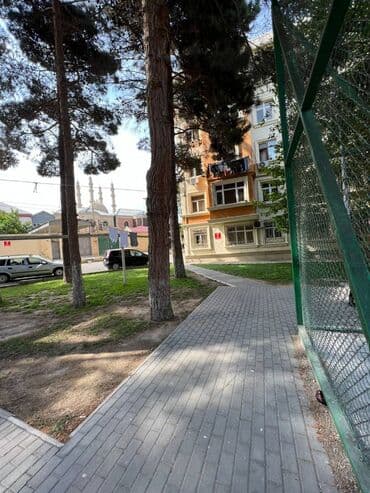 gəncə kiraye ev: Binəqədi rayonu,Heydər Məscidi yaxınlığl,246 nömrəli məktəb — 3