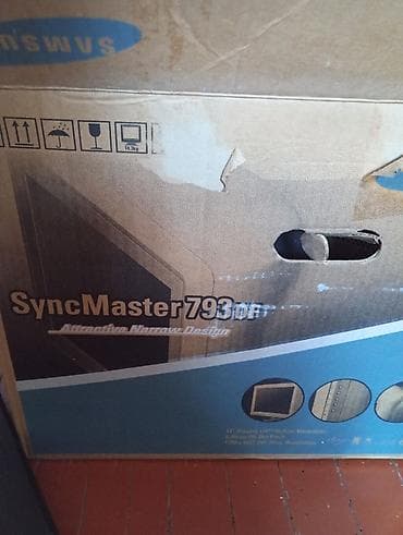 manitor kompyuter: Samsung SyncMaster 793DF CRT monitor və əlavə aksesuarlar - Model — 2