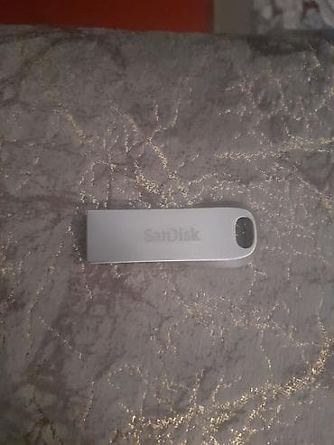 flash cart: Flash kart Sandisk, 8 GB, USB port, Yeni — 2