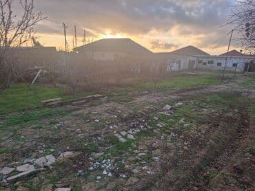 berdede satiliq mehleler: 3 otaqlı, 700 kv. m — 4