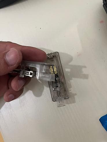 bmv e 36: BMW E60 qapı işıqları zavod — 3