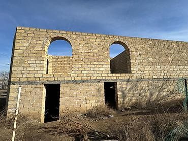 4 otaqlı, 170 kv. m, Təmirsiz