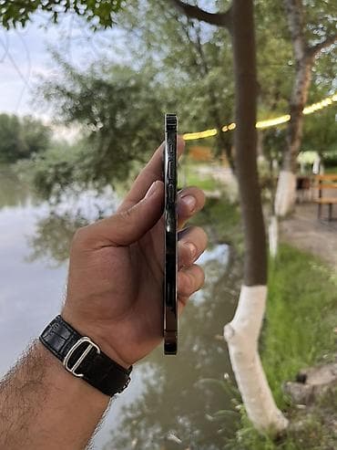 IPhone 12 Pro, 128 GB, Graphite, Face ID — 7