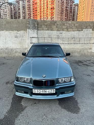 1994: BMW 3 series: 1.8 l | 1994 il Sedan — 8