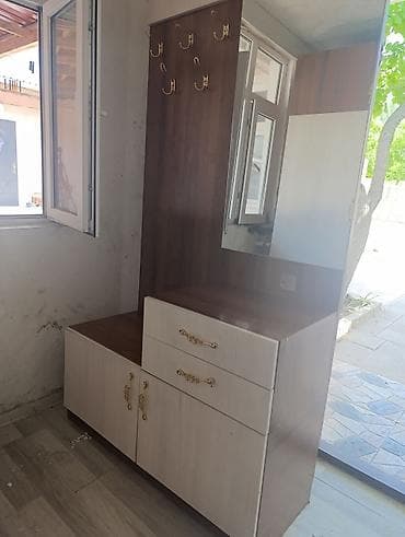 2 qapılı, Güzgülü, Qəhvəyi, Digər material, Açılan, Düz dolab