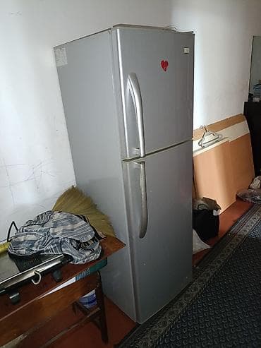 soyducu xaladenik: İki qapılı soyuducu - Rəng: gümüşü (inox effekti) - Üst kamera — 1