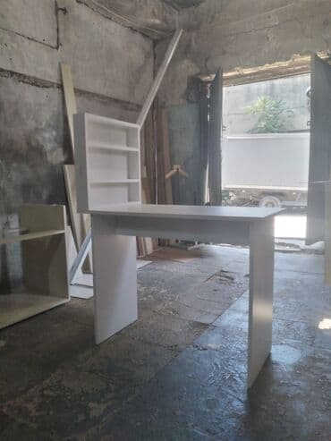 стол для наращивания ногтей: Новый, Стол для маникюра, Без зеркала — 1