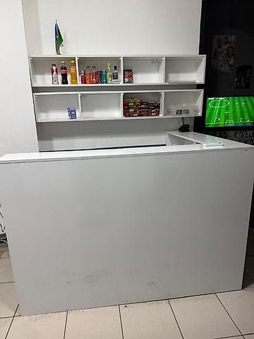 ofis divanları: Resepsion satılır. - Ölçü: 2.20 m x 1.50 m - Rəng: ağ - Material — 1