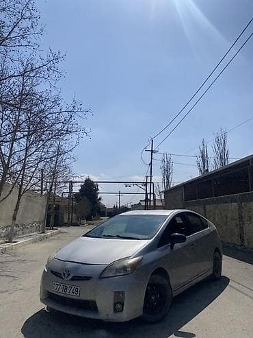 changan benni 2007: Toyota Prius – hibrid sedan - Korpus: 5 qapılı liftbek/sedan kuzov - — 2