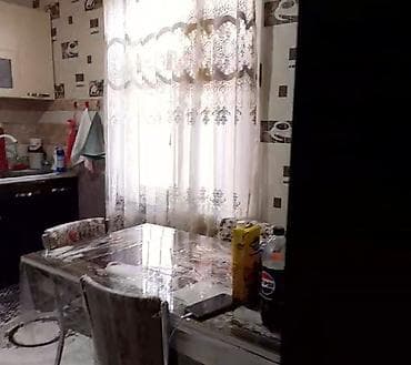 Гаражи: Xəzər rayonu binə savxoz qəsəbəsində 2.5 sotun içində 3 otaqli həyət — 7